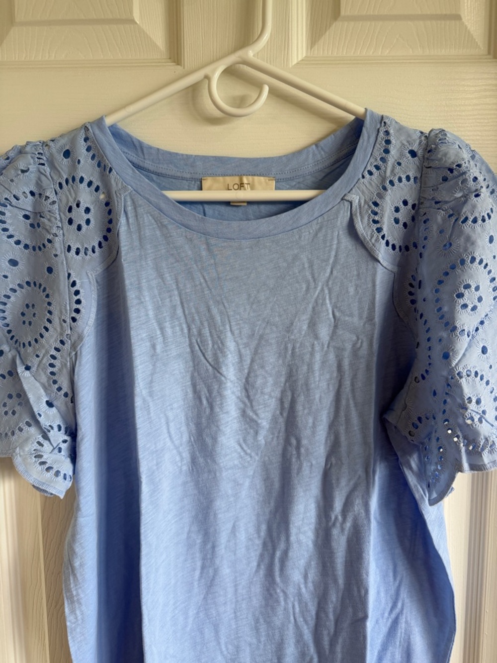 NWT LOFT Light Blue Eyelet Puff Sleeve Tee - Picture 5 of 8